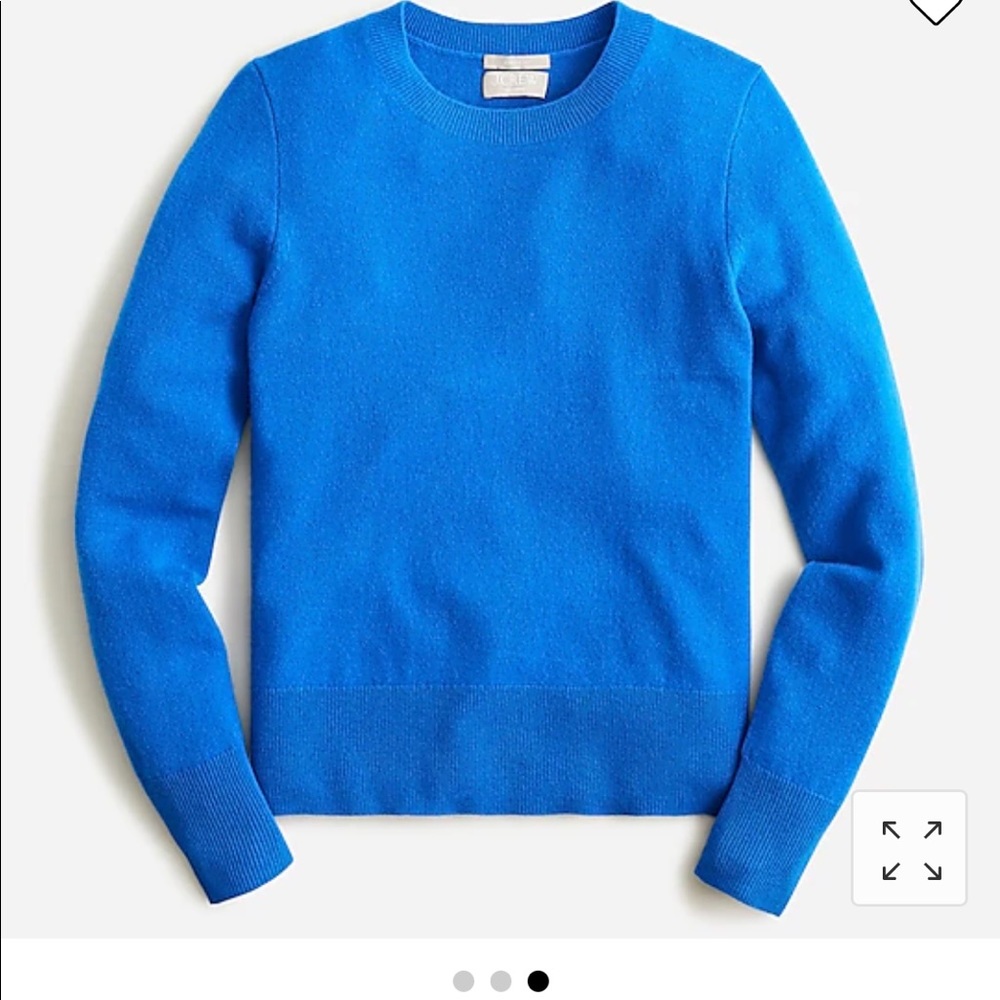 J Crew classic fit crew neck cashmere sweater - Size M NEW with Tags attached!